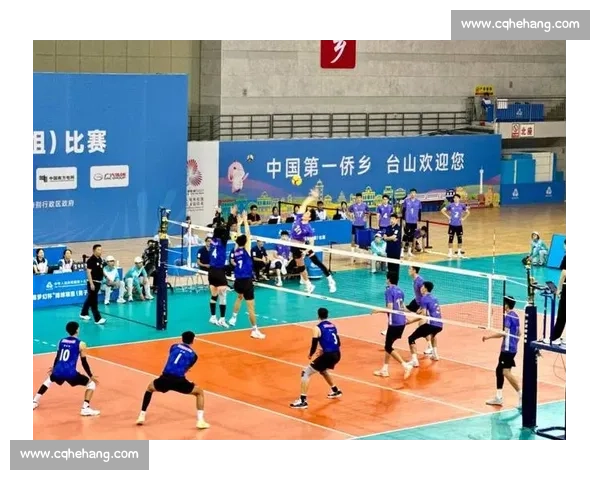 激烈角逐中的排球赛场瞬间与运动员拼搏精神展示